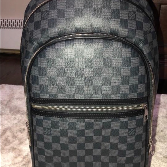 LV MICHAEL BACKPACK - Picture 2 of 8